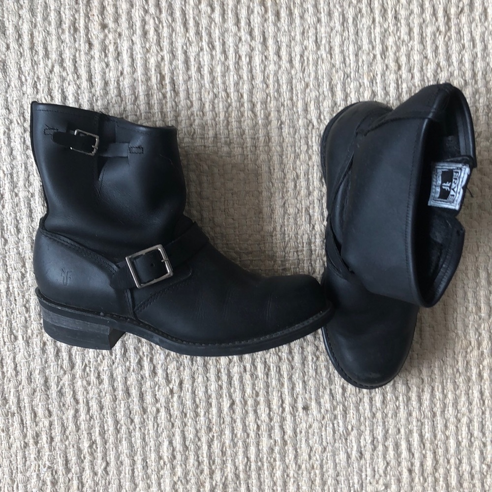 Frye engineer 8R boot